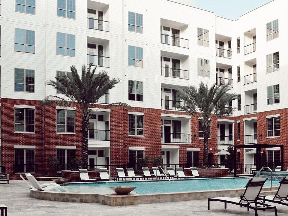 1st image of 2112 Austin St #A-521