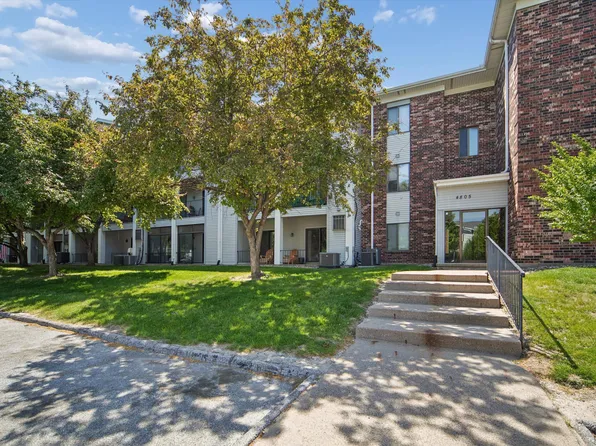 4805 86th St APT 5, Urbandale, IA 50322