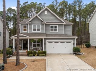 65 Valley Brook Ln, Spring Lake, NC 28390