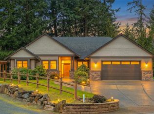 1925 Legacy Pl, Nanaimo, BC V9X 1M2