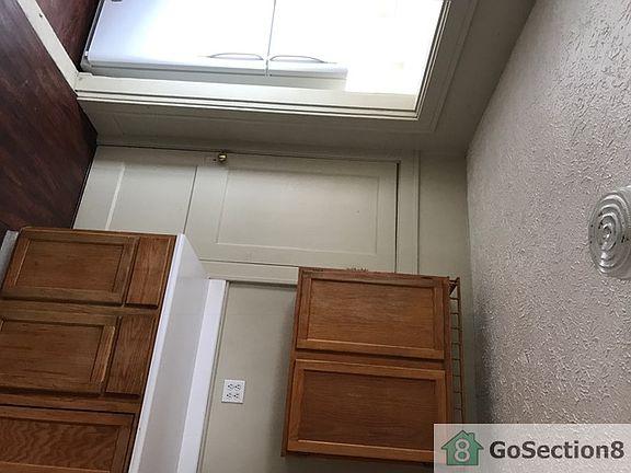 3rd image of 311 Iowa Ave