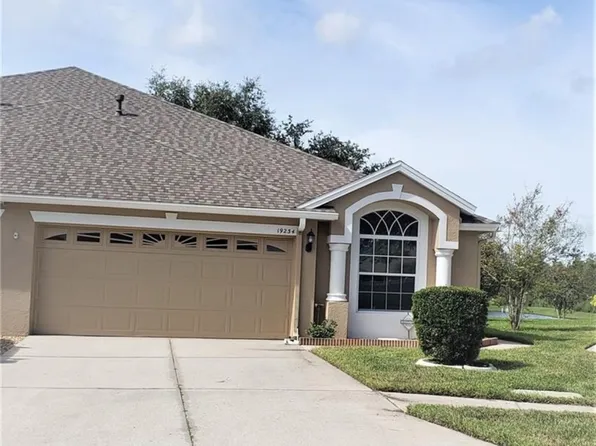 19234 Weymouth Dr, Land O Lakes, FL 34638
