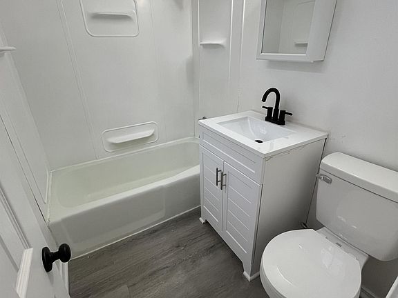 2nd image of 408 S Mulberry St #3
