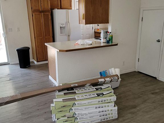 5th image of 3312 La Canada Dr APT 6