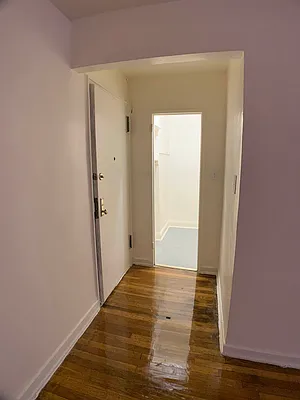 Rented by Smart NY Realty LLC | media 3