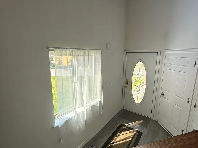 1828 Sturbridge Ct — Photo 10