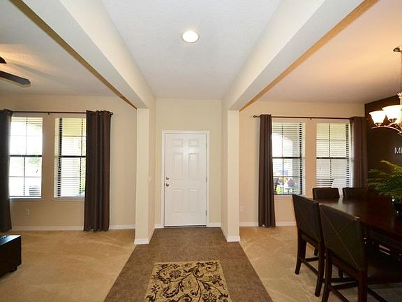 3rd image of 3557 Foxchase Dr