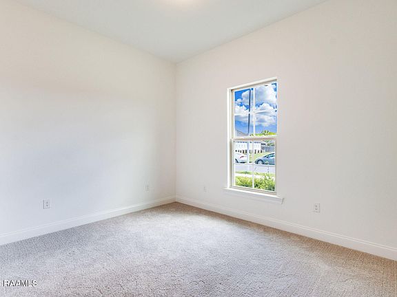 2nd image of 110 Elmwood Meadows Dr
