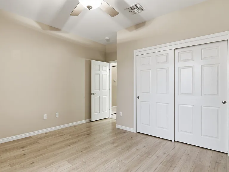 2604 Memphis Ave — Photo 34
