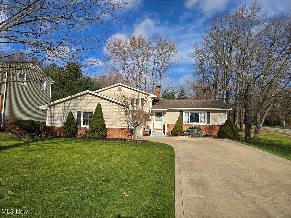 1st image of 33755 Carriage Park Dr