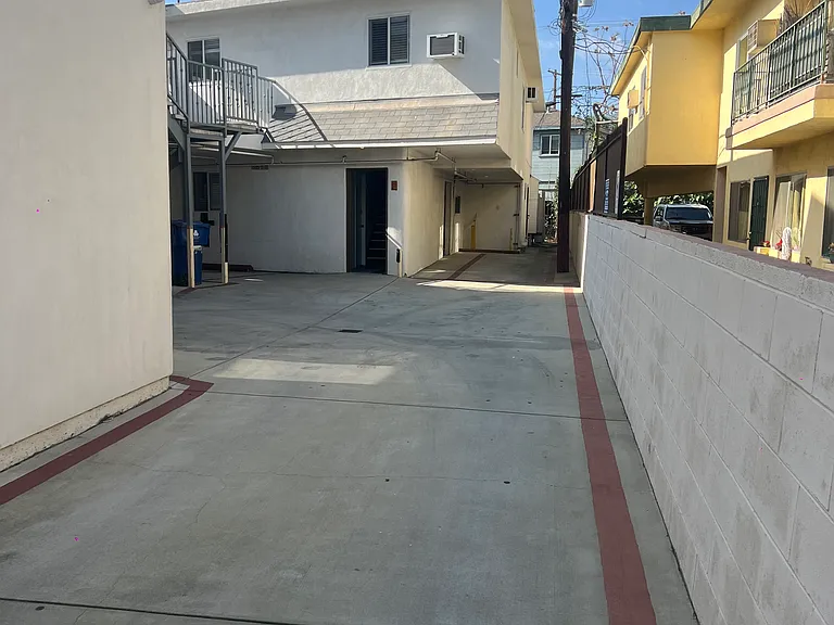 3317 Bagley Ave #1 — Photo 37