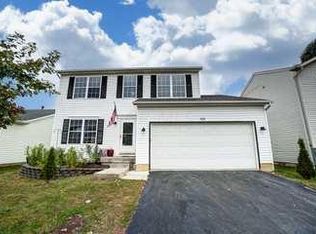 525 McPherson Dr, Blacklick, OH
