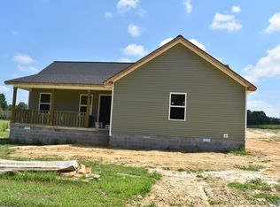 296 Bellview Dr, Henagar, AL 35978