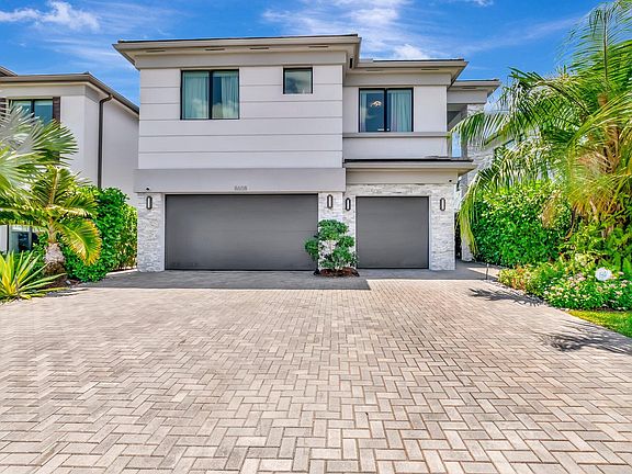 2nd image of 8608 Torrey Isles Terrace