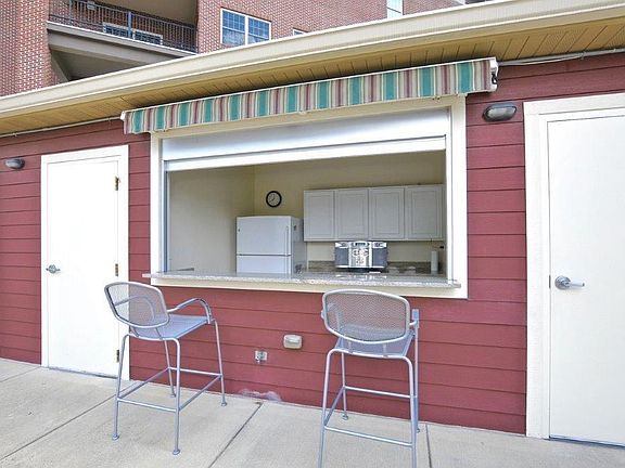 5th image of 435 Virginia Ave Unit 307