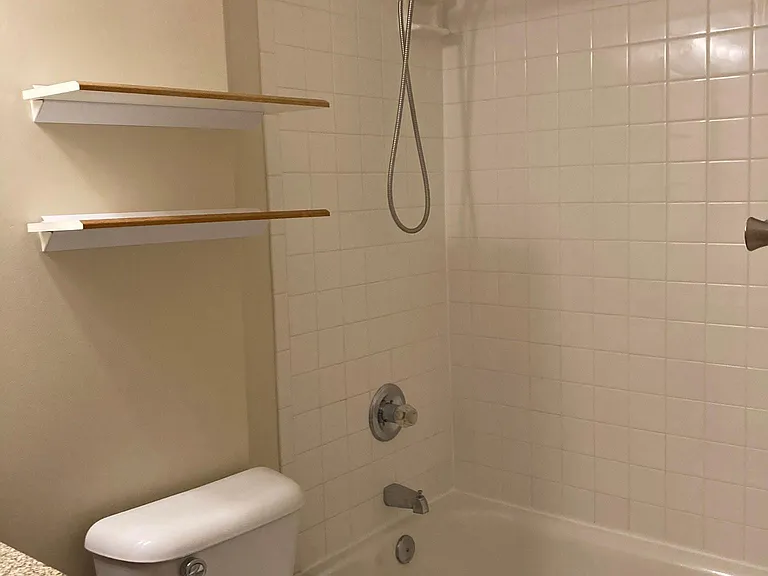 3040 S 35th Ave — Photo 11