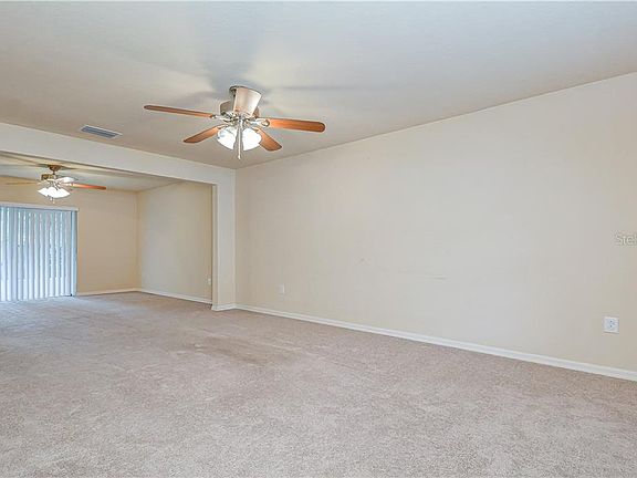 4th image of 3019 Mojave Oak Dr