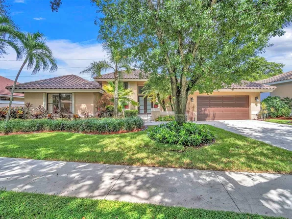 1025 Creekford Dr, Weston, FL 33326