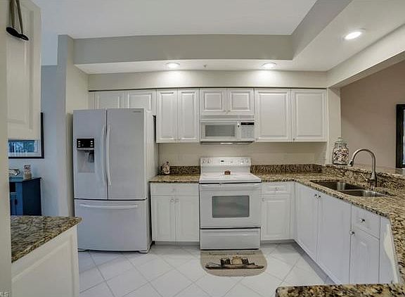 3rd image of 4161 Sawgrass Point Dr APT 102