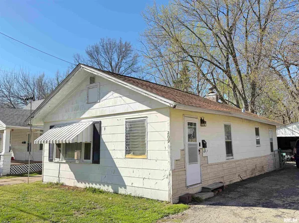 209 W Yates Ave, Springfield, IL 62702