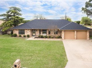 1609 Oxford Dr #1, Altus, OK 73521