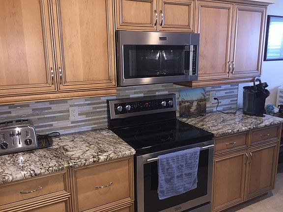 3rd image of 11021 Gulf Reflections Dr APT 305