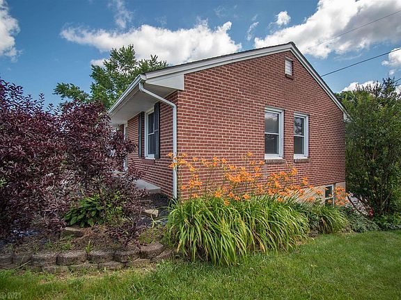 4th image of 125 Longview Dr