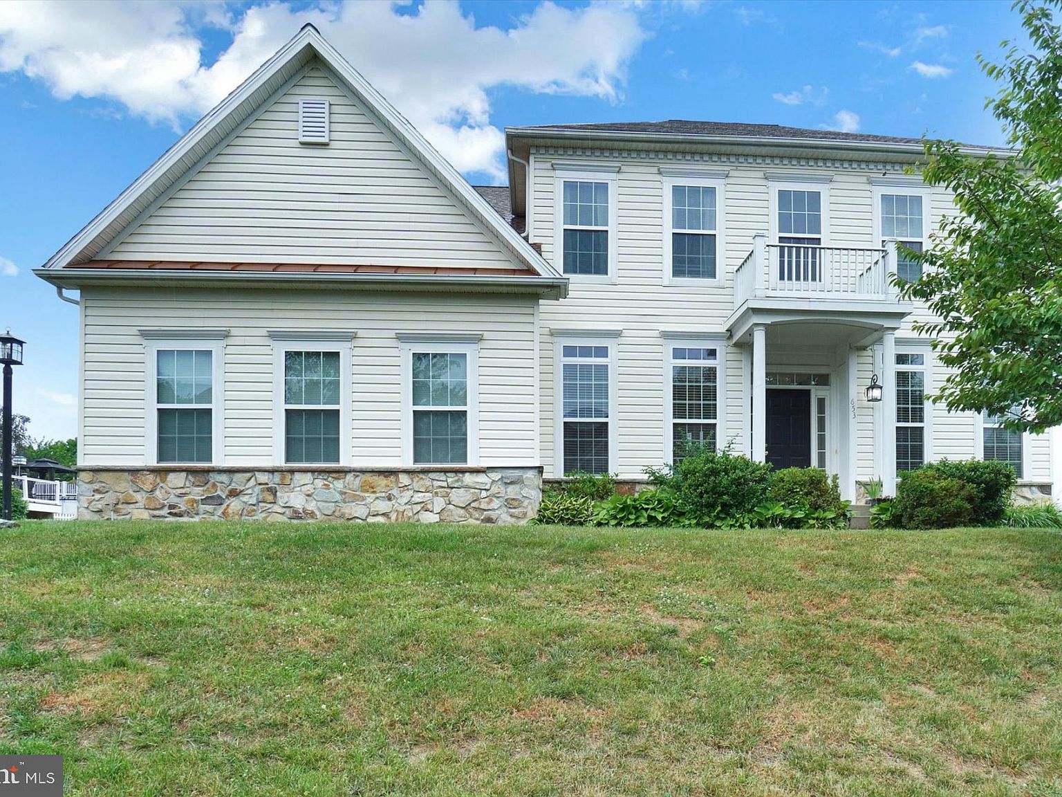 653 Silver Maple Cir, Seven Valleys, PA 17360 Zillow