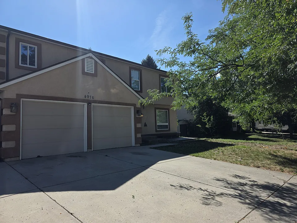4976 Harvest Rd