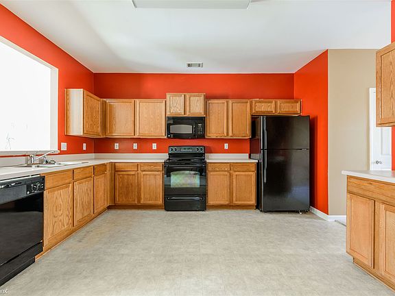 6392 Redan Square_Low Res-9