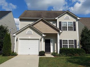 11315 Breezehill Ln, Charlotte, NC 28262