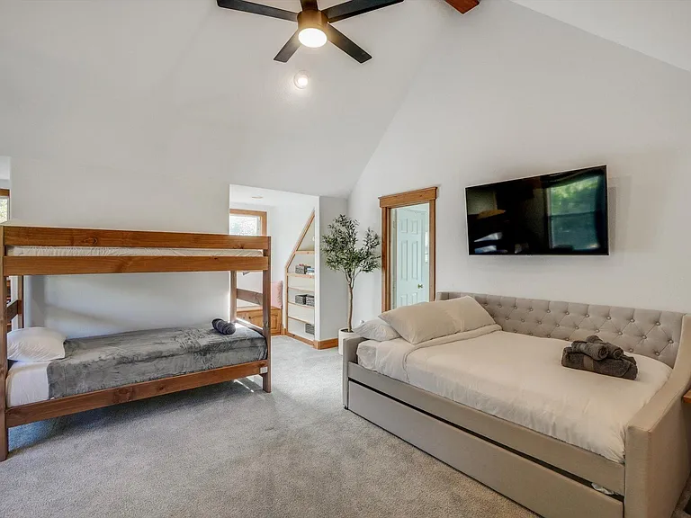 2161 Wynn Joyce Rd — Photo 46