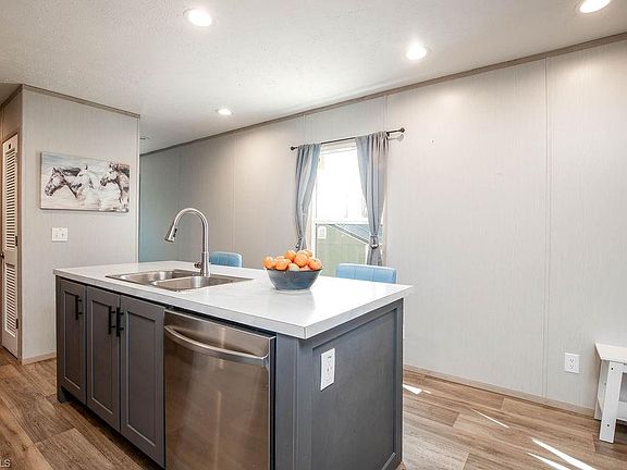 5th image of 275 Beaver Creek Rd