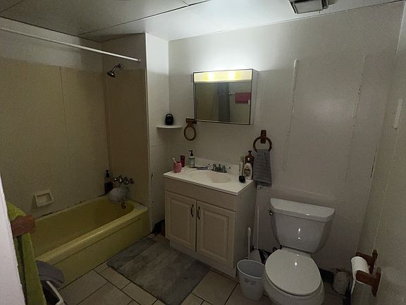 4th image of 2010 Spring Garden St APT 3F