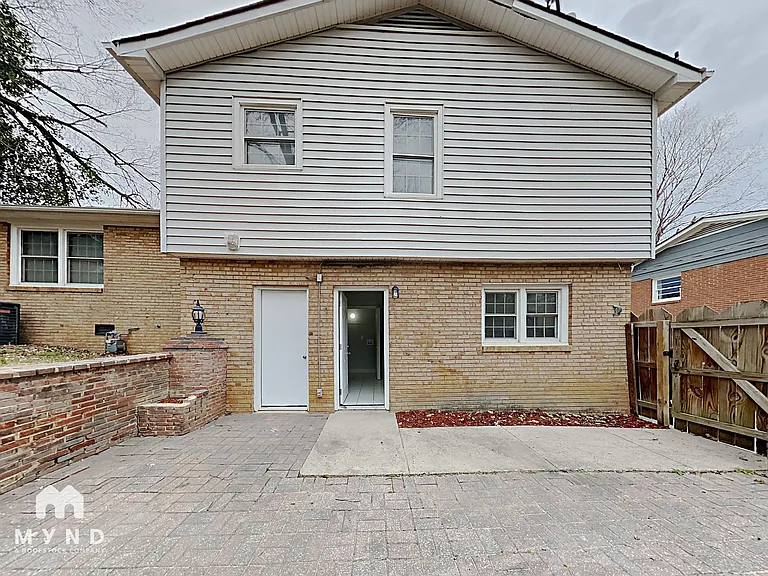 7316 Woodstream Dr — Photo 31