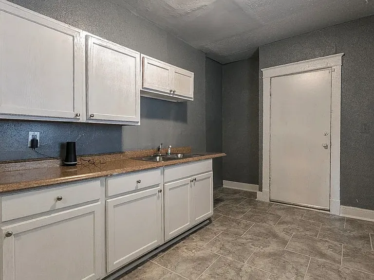 3434 Chestnut Ave — Photo 13