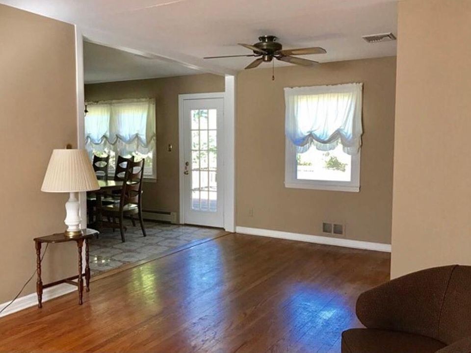 1st image of 38 W End Ave