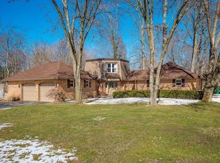 8054 Jefferson Dr, Canal Winchester, OH 43110