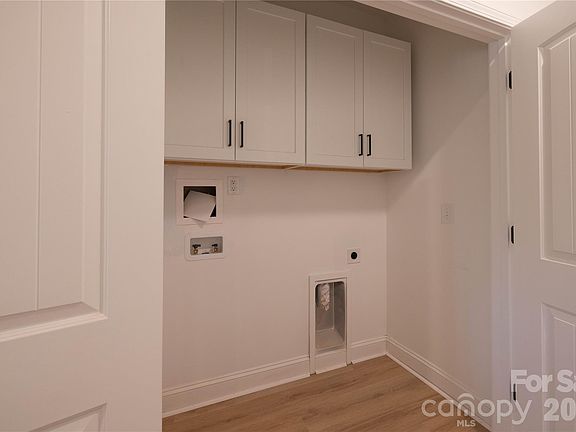 4th image of 119 Chapel Hill Dr