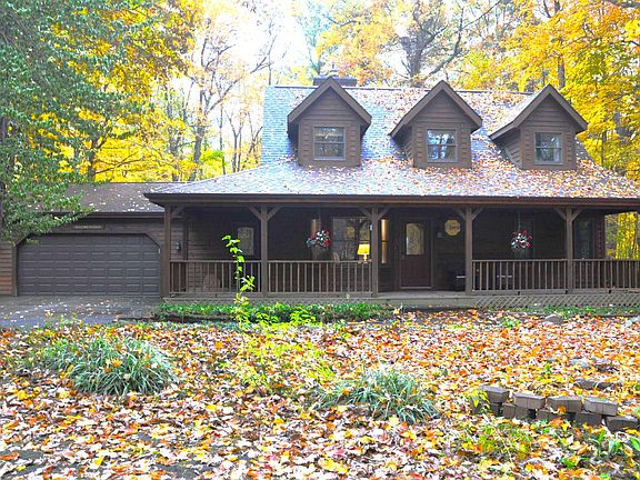 2nd image of 10752 Lovers Ln NW