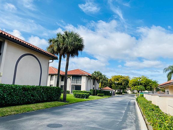 Home For Sale In San Remo