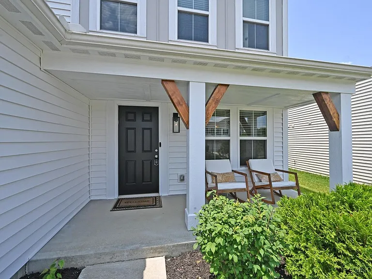 5595 Noble Ct — Photo 4