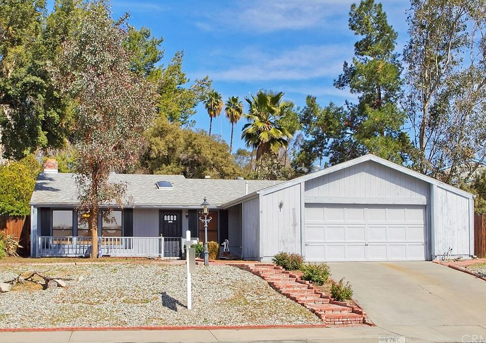 1st image of 2760 Grand Teton Ave