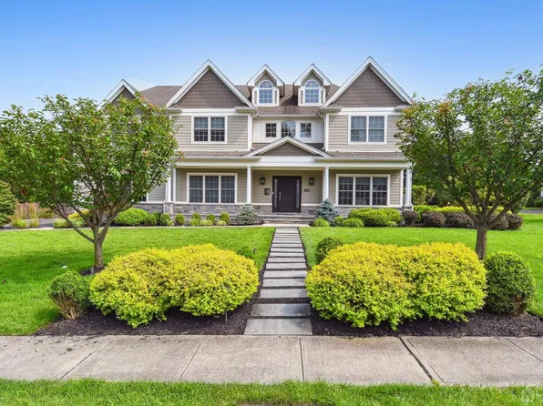 218 Golf Edge Dr, Westfield, NJ 07090