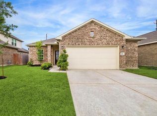8711 Willet St, Baytown, TX 77521