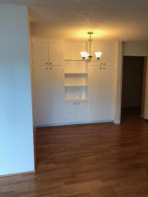 1st image of 1001 Continentals Way #309