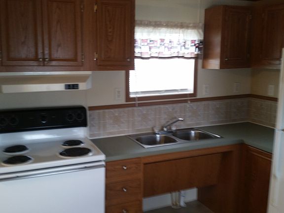 4th image of 300 N South St Lot 15