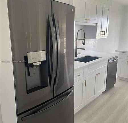 4th image of 1201 S Ocean Dr APT 404N
