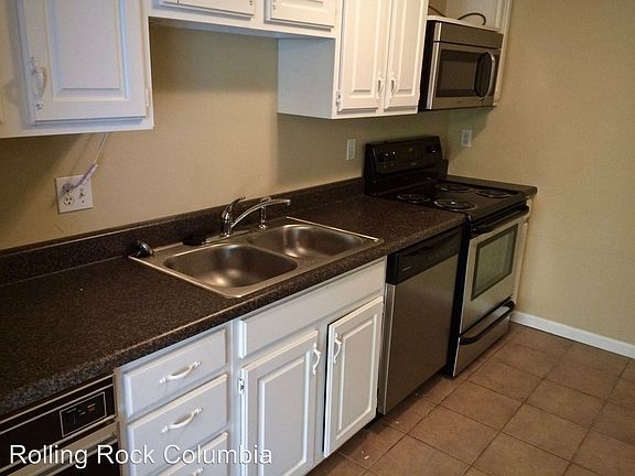 5th image of 1952 Waterfront Dr N APT D