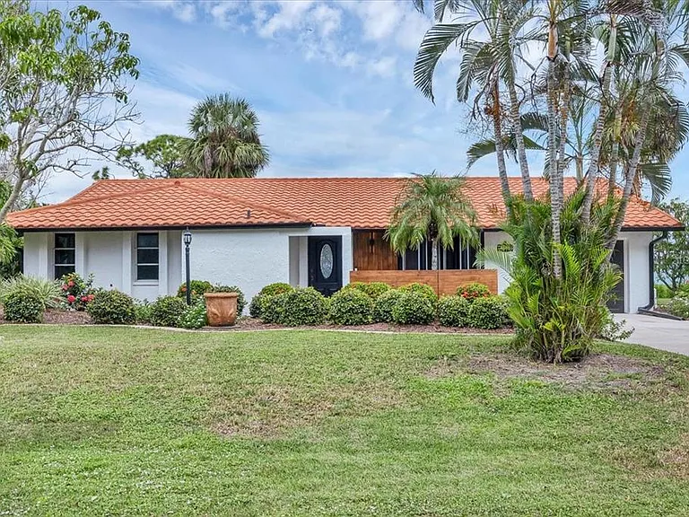 4696 Pompano St — Photo 33